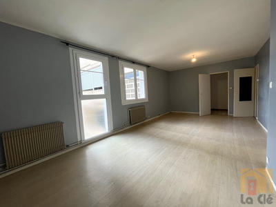 Appartement - 85 m² - 4 pièces
