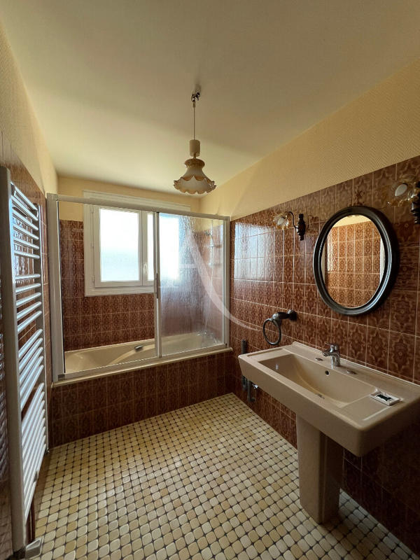 Maison - 97 m² - 4 pièces