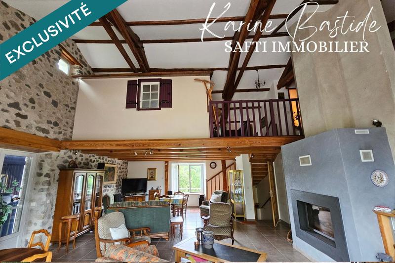 Maison - 270 m² - 12 pièces