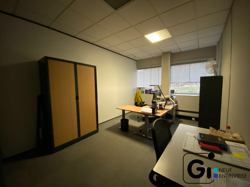 Bureau - 162 m² - 8 pièces