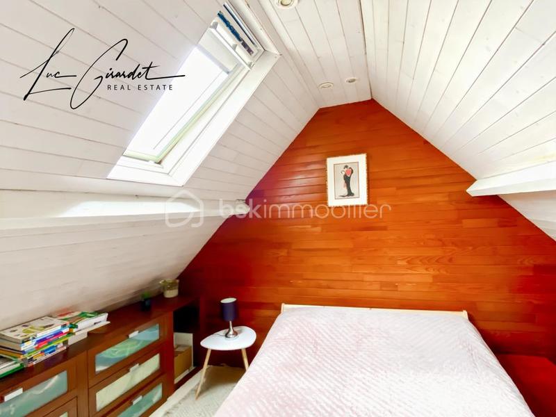 Maison traditionnelle - 170 m² - 6 pièces