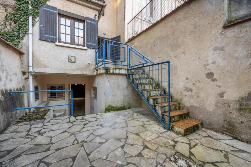 Maison - 80 m² - 6 pièces