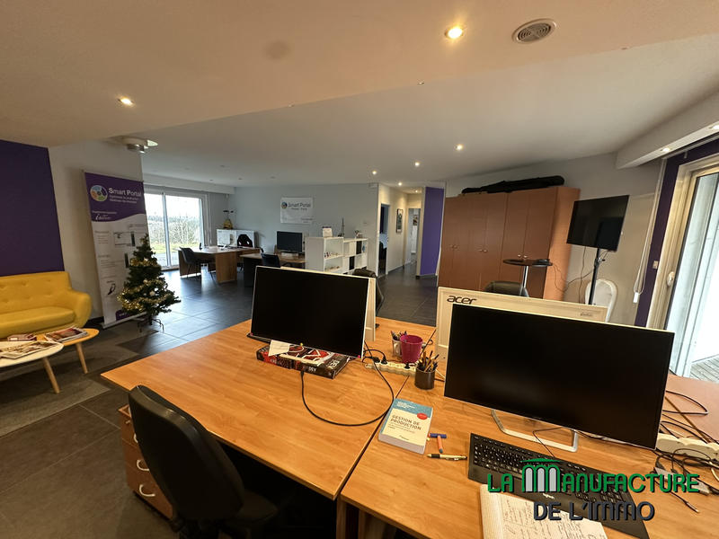 Bureau - 163 m² - 8 pièces