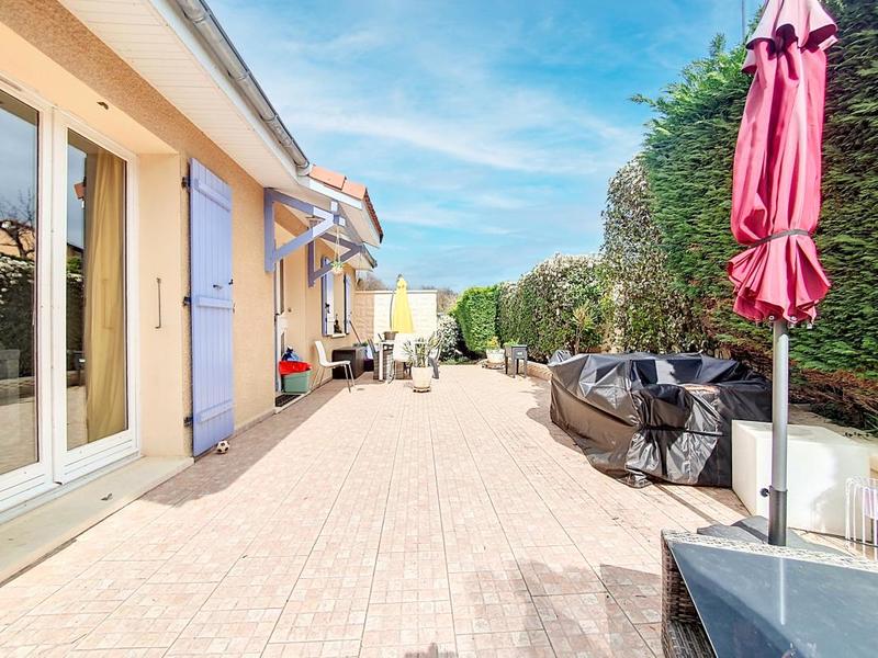 Maison - 91 m² - 4 pièces