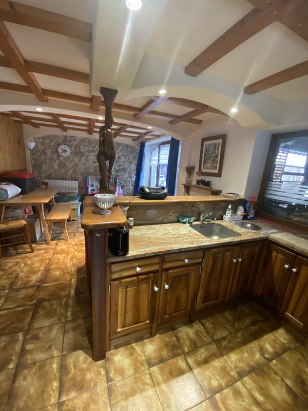 Maison - 180 m² - 8 pièces