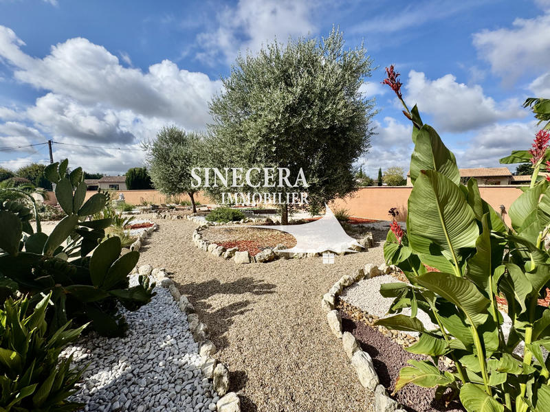 Maison - 224 m² - 9 pièces