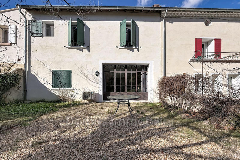 Maison - 208 m² - 9 pièces