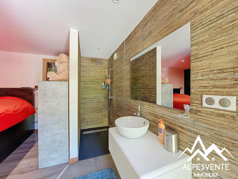 Appartement - 81 m² - 4 pièces