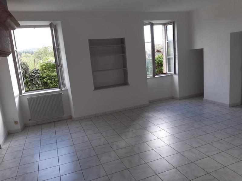 Maison - 102 m² - 4 pièces