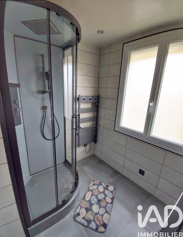 Maison - 121 m² - 6 pièces