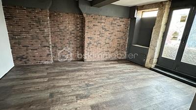 Local commercial - 49 m² - 2 pièces