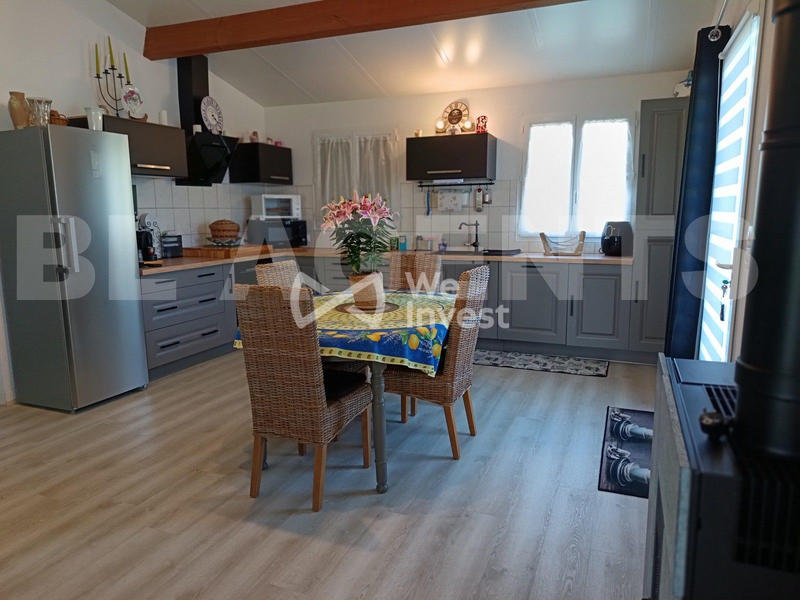 Maison - 102 m² - 4 pièces