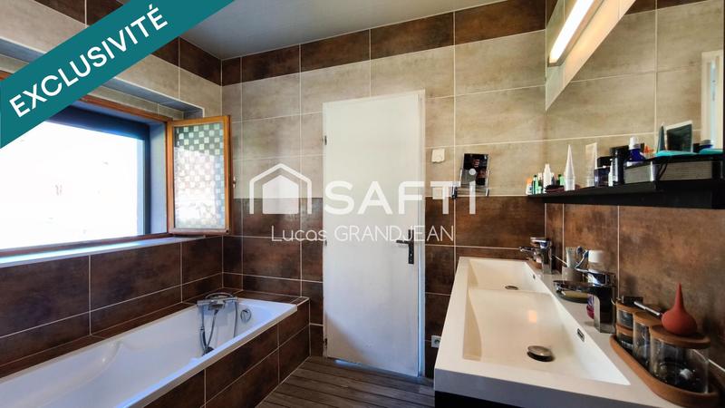 Maison de village - 115 m² - 4 pièces