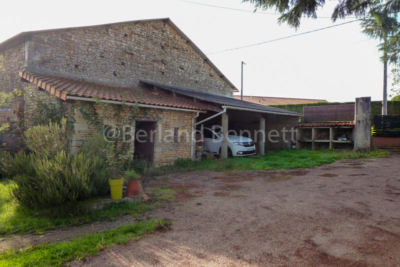 Maison en pierre - 166 m² - 9 pièces