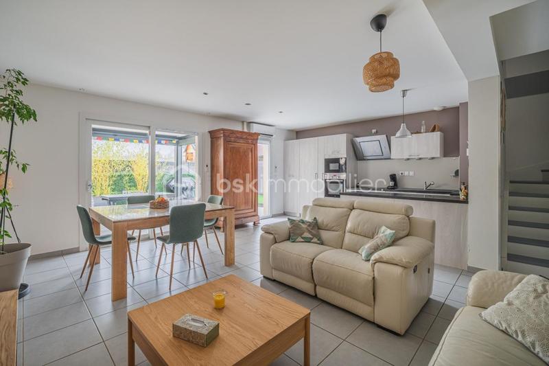 Maison jumelée - 90 m² - 4 pièces