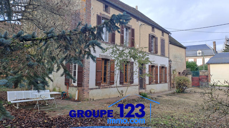 Maison - 225 m² - 6 pièces