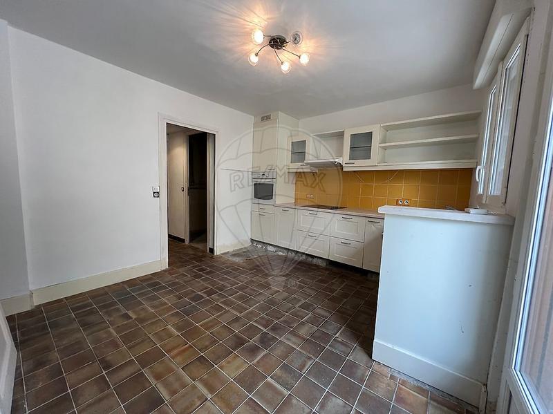 Maison en pierre - 162 m² - 7 pièces