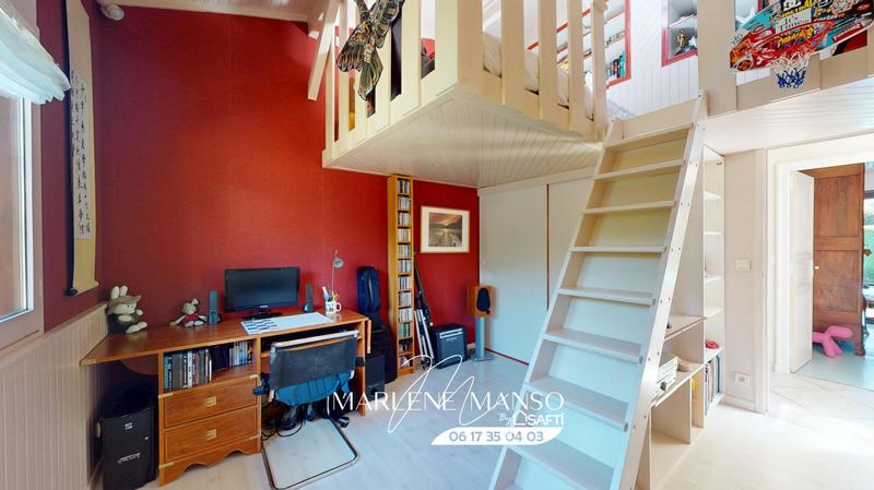 Maison - 139 m² - 5 pièces