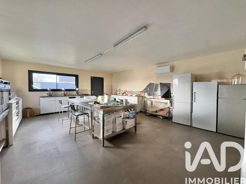 Maison - 177 m² - 6 pièces