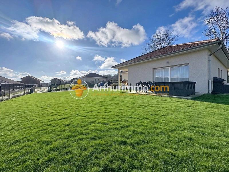 Maison - 104 m² - 4 pièces