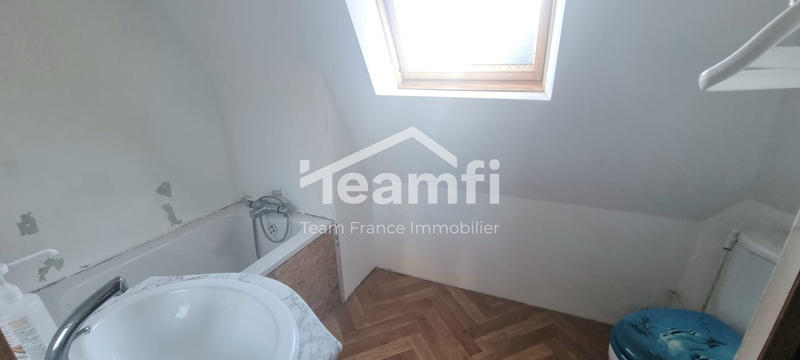 Maison traditionnelle - 96 m² - 4 pièces