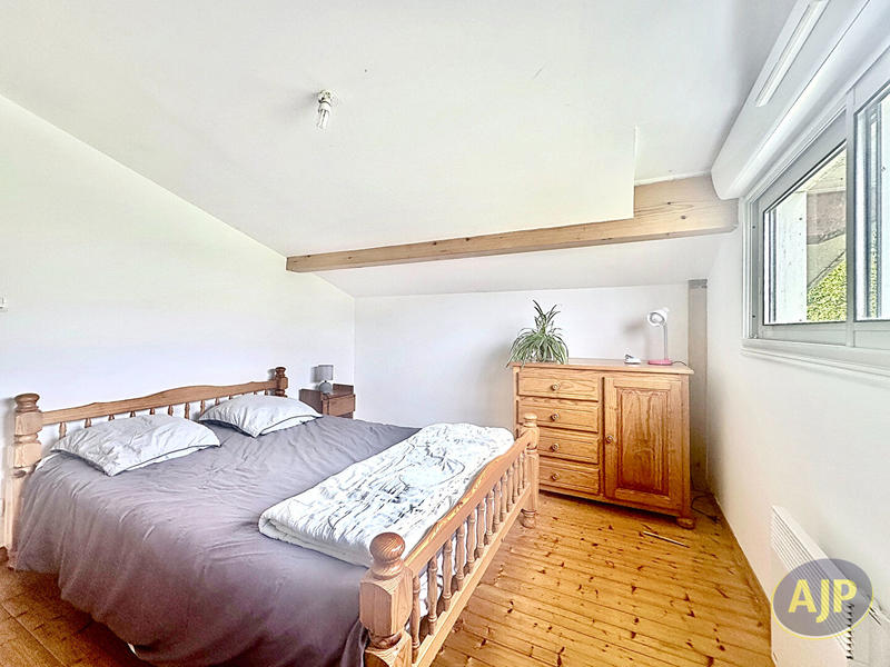 Maison - 110 m² - 7 pièces