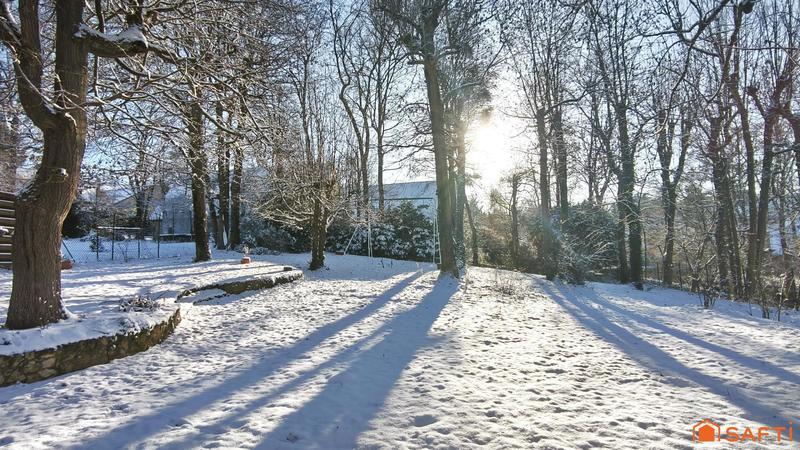 Maison - 179 m² - 9 pièces