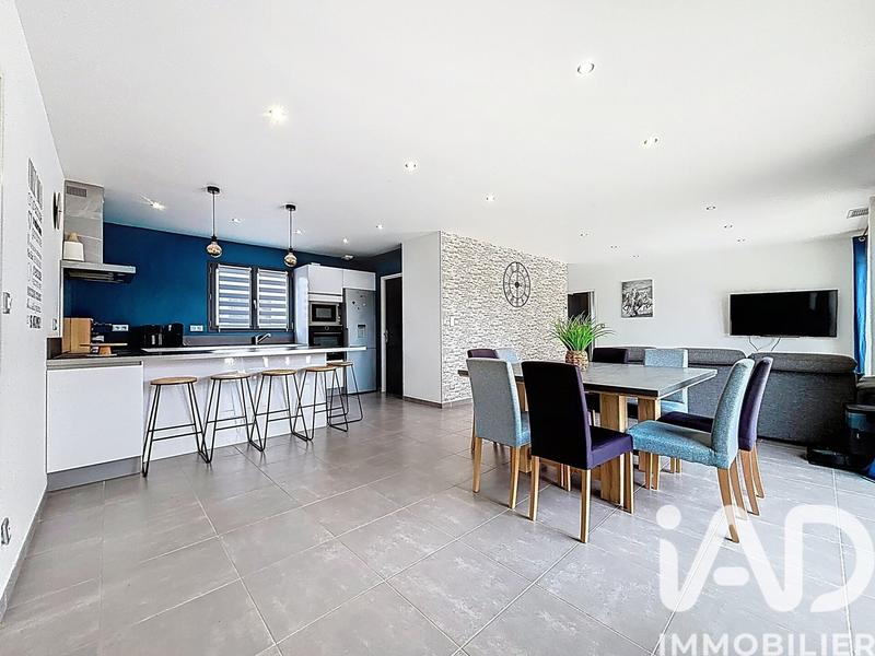 Maison - 117 m² - 5 pièces