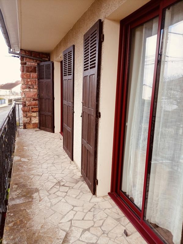 Maison - 152 m² - 10 pièces