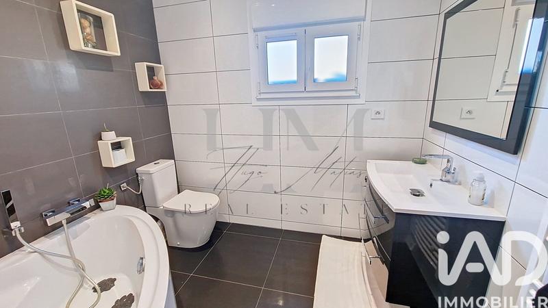 Maison - 91 m² - 5 pièces