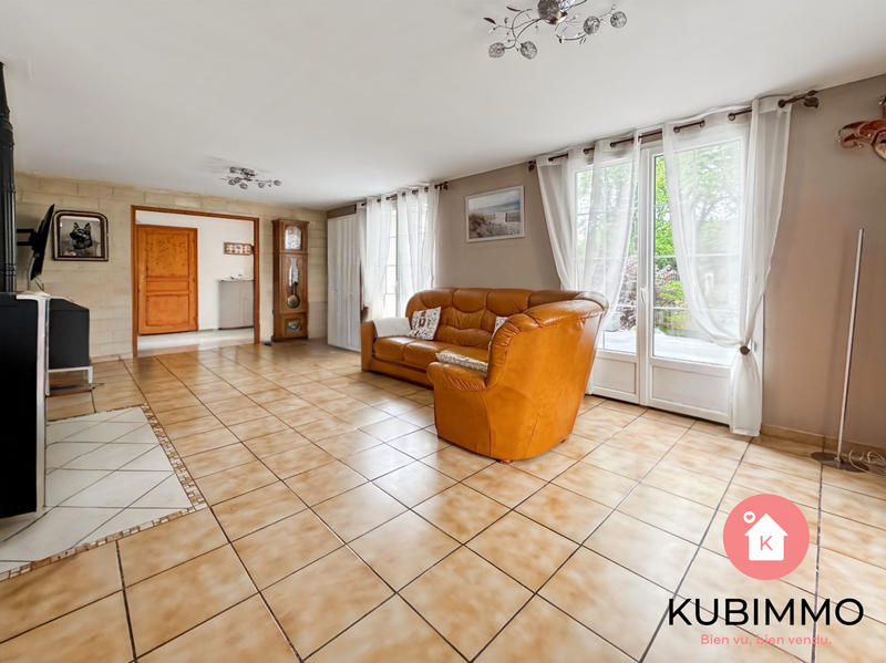 Maison - 212 m² - 8 pièces