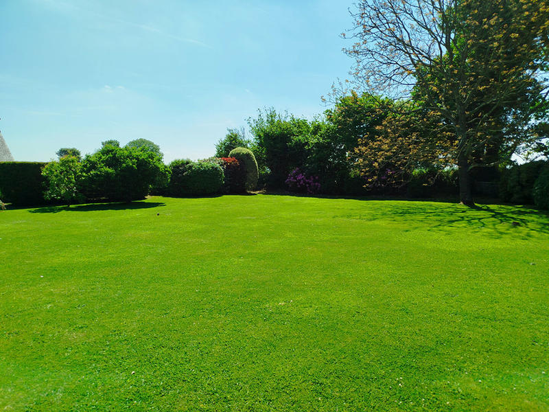 Maison - 195 m² - 9 pièces