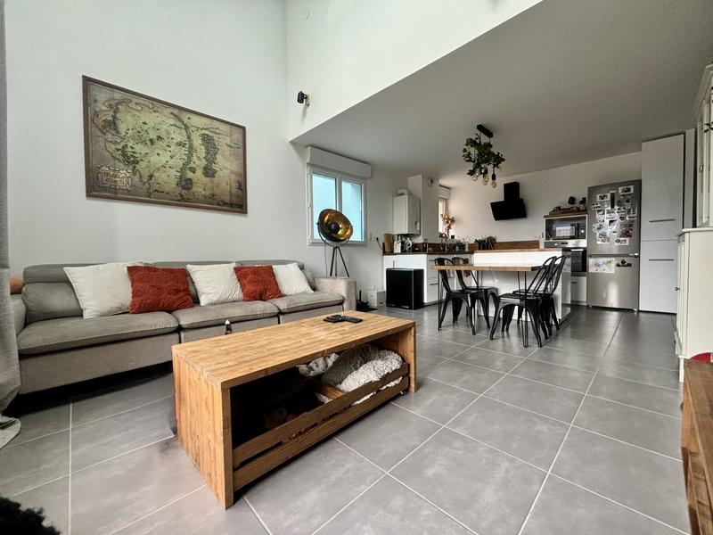 Appartement - 86 m² - 4 pièces