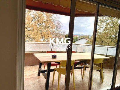 Appartement - 98 m² - 3 pièces