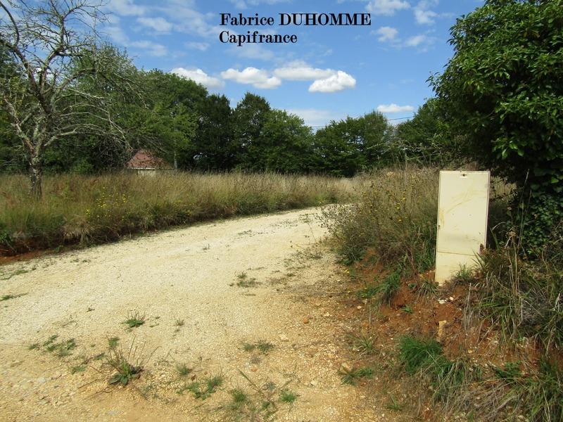 Terrain constructible - 1 275 m²