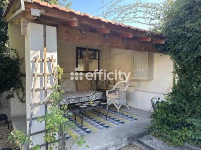 Maison - 254 m² - 10 pièces