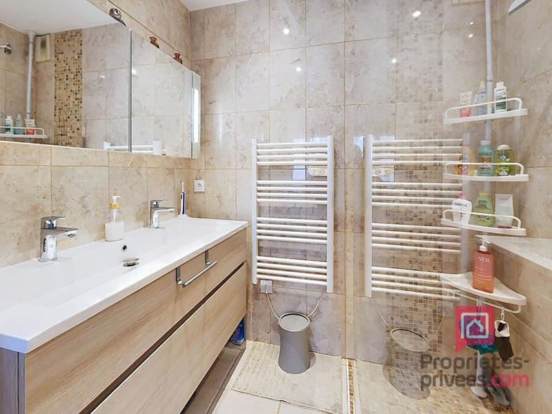 Maison - 115 m² - 6 pièces