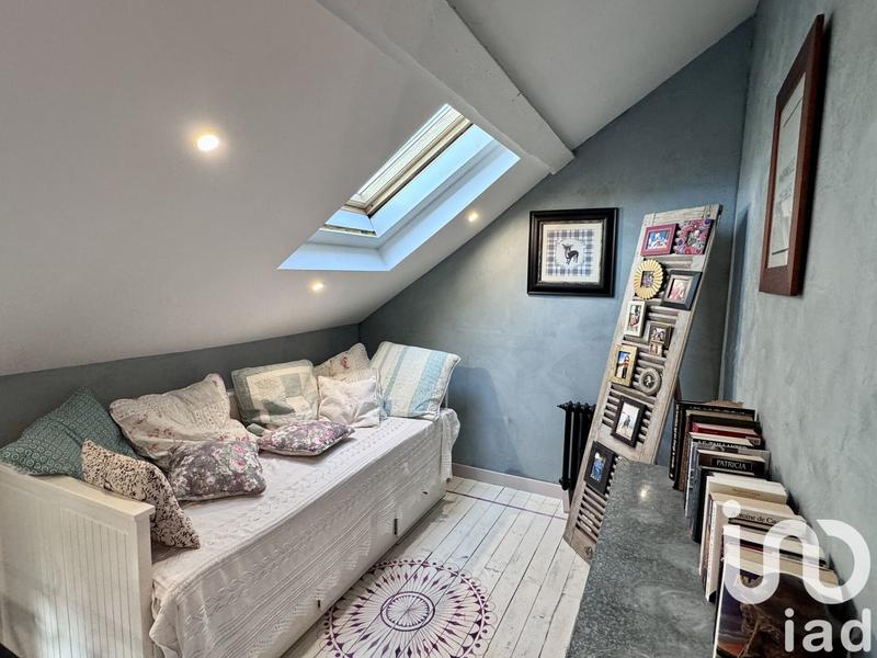 Maison - 280 m² - 7 pièces