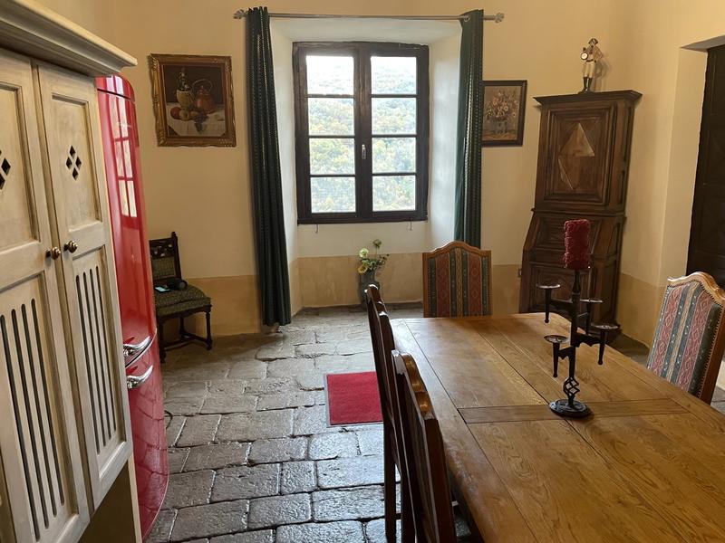 Château - 750 m² - 16 pièces