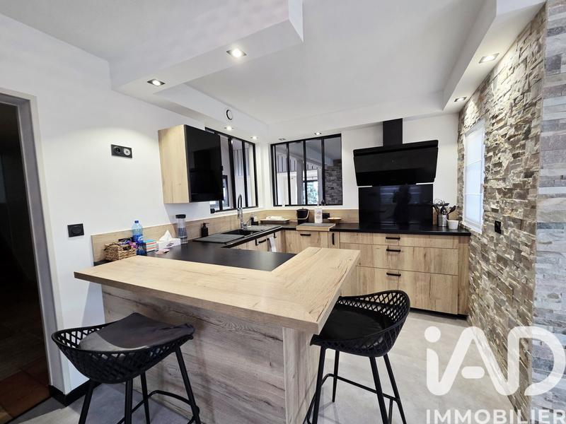 Maison - 176 m² - 6 pièces