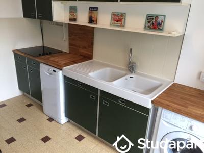 Chambre - 12 m² - 1 pièce