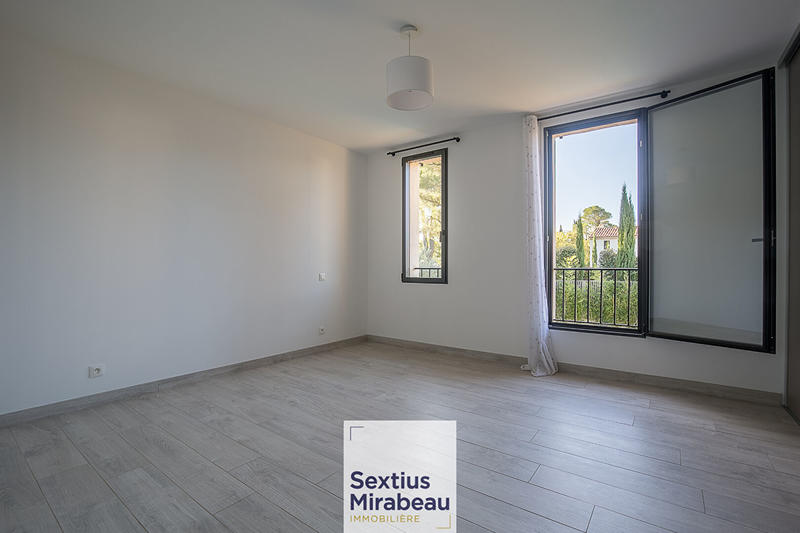 Demeure - 175 m² - 6 pièces