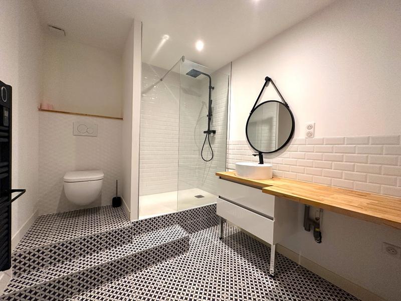 Appartement - 80 m² - 3 pièces