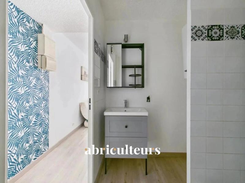 Appartement ancien - 16 m² - 1 pièce