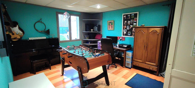 Maison - 153 m² - 8 pièces