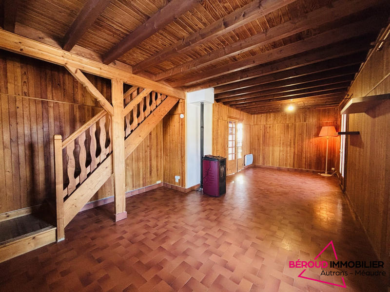 Châlet - 91 m² - 6 pièces