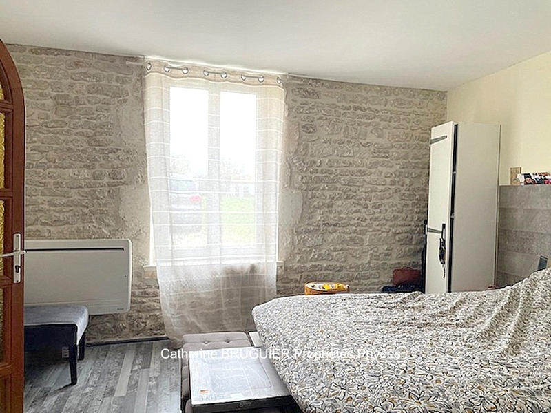 Maison - 220 m² - 10 pièces