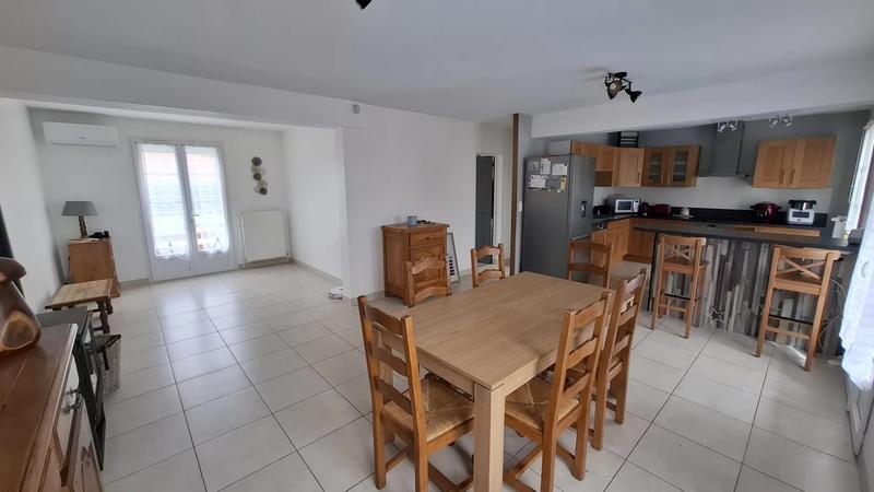 Maison - 167 m² - 6 pièces