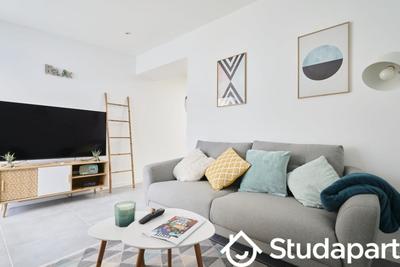 Chambre - 12 m² - 1 pièce