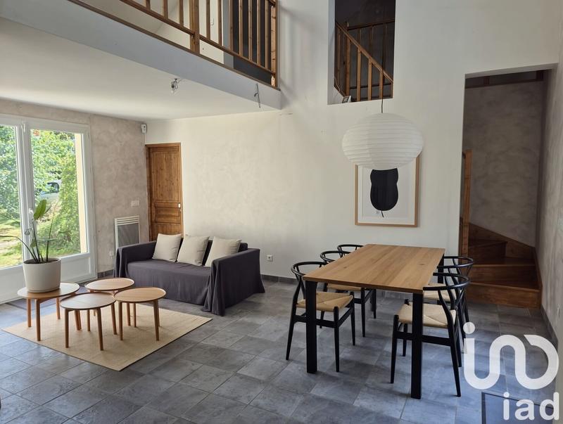 Maison - 178 m² - 8 pièces